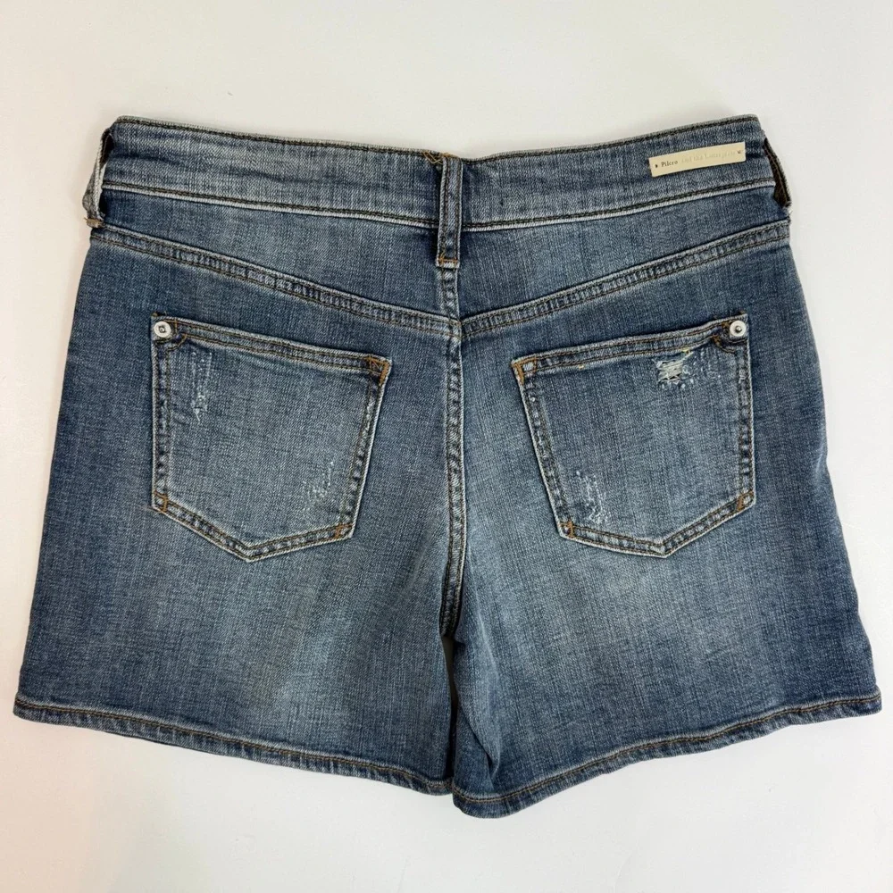 Pilcro and the Letterpress Slim Boyfriend Denim Shorts Distressed Blue Sz 25‎ 5
